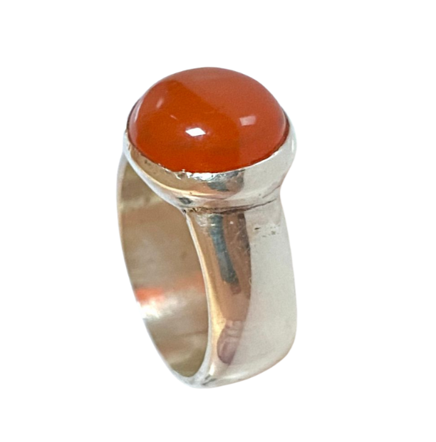 خاتم من فضة وحجر العقيق